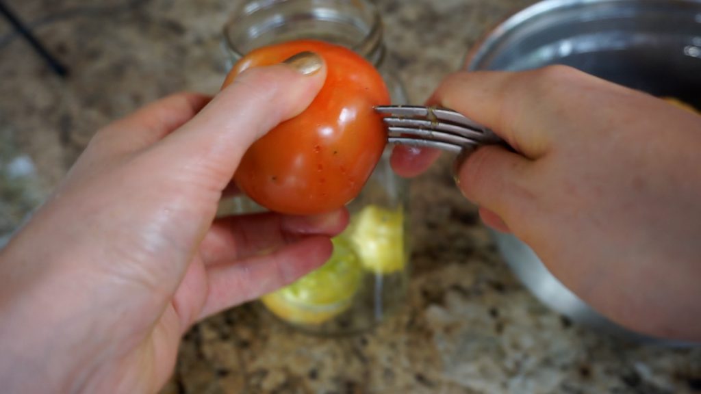 Eingelegte Tomaten ohne Salz Rezept.