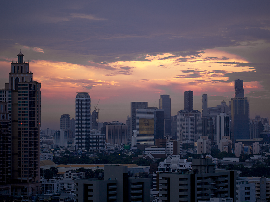 bangkok by night red sky