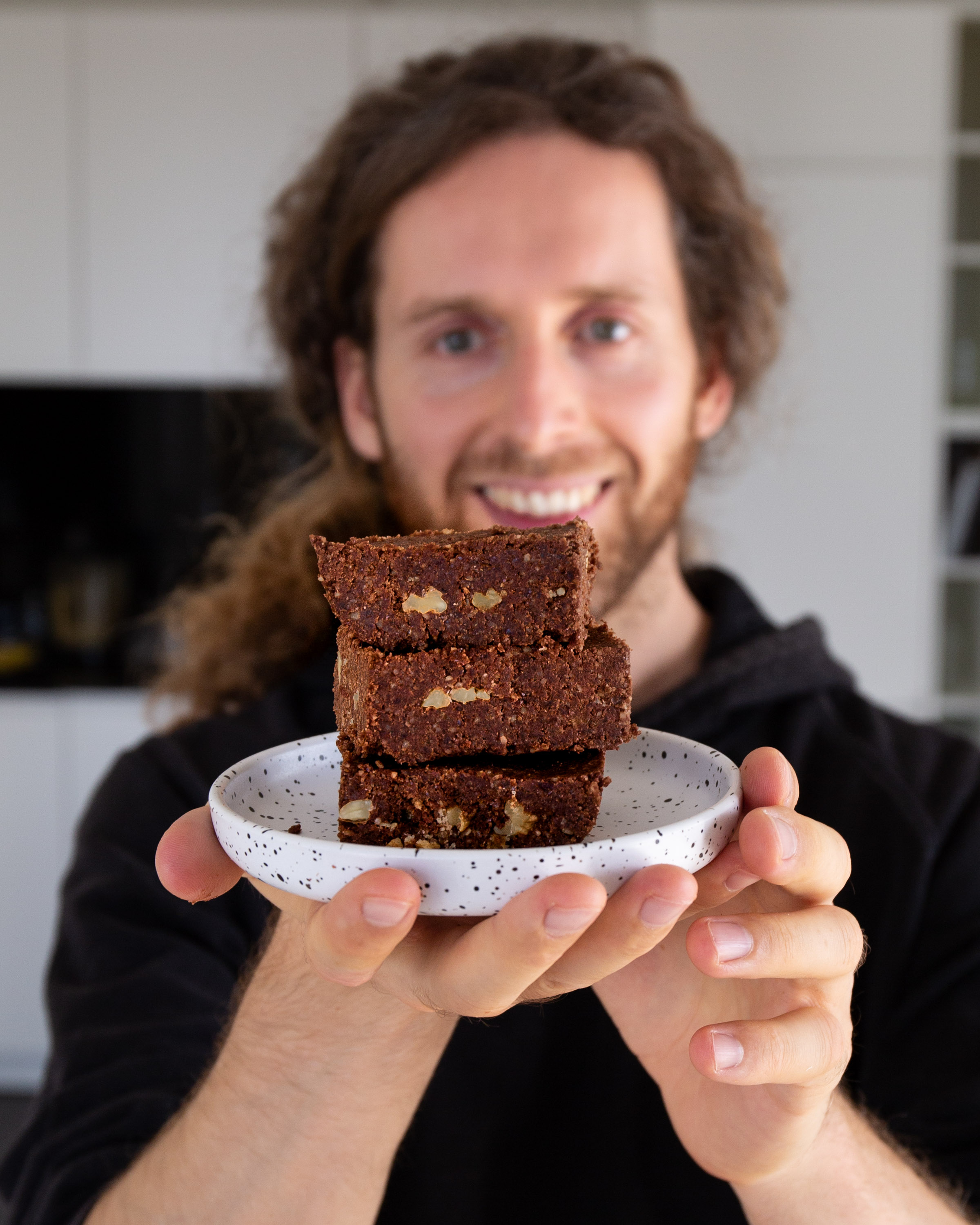 Vegane Rohkost Brownies aus einfachen Zutaten mit Leinsamen