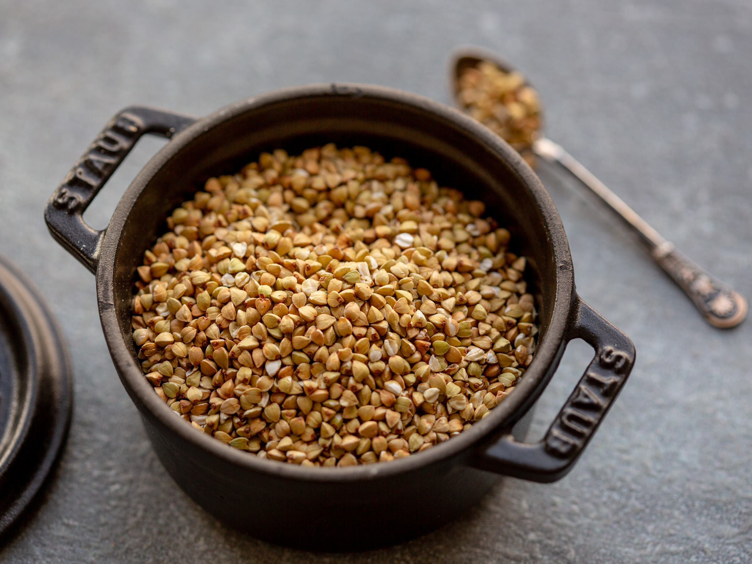 raw organic buckwheat groats