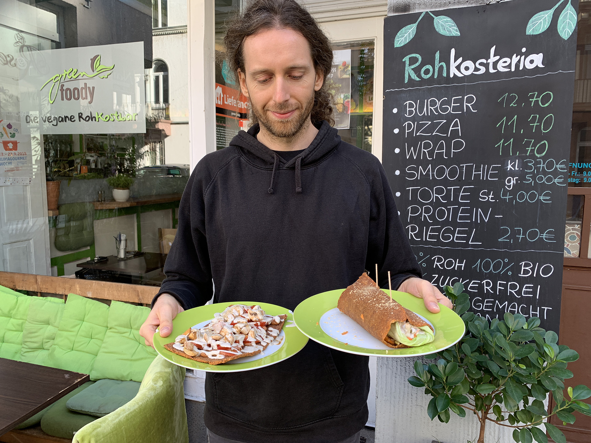 Rohkosteria raw food restaurant germany frankfurt