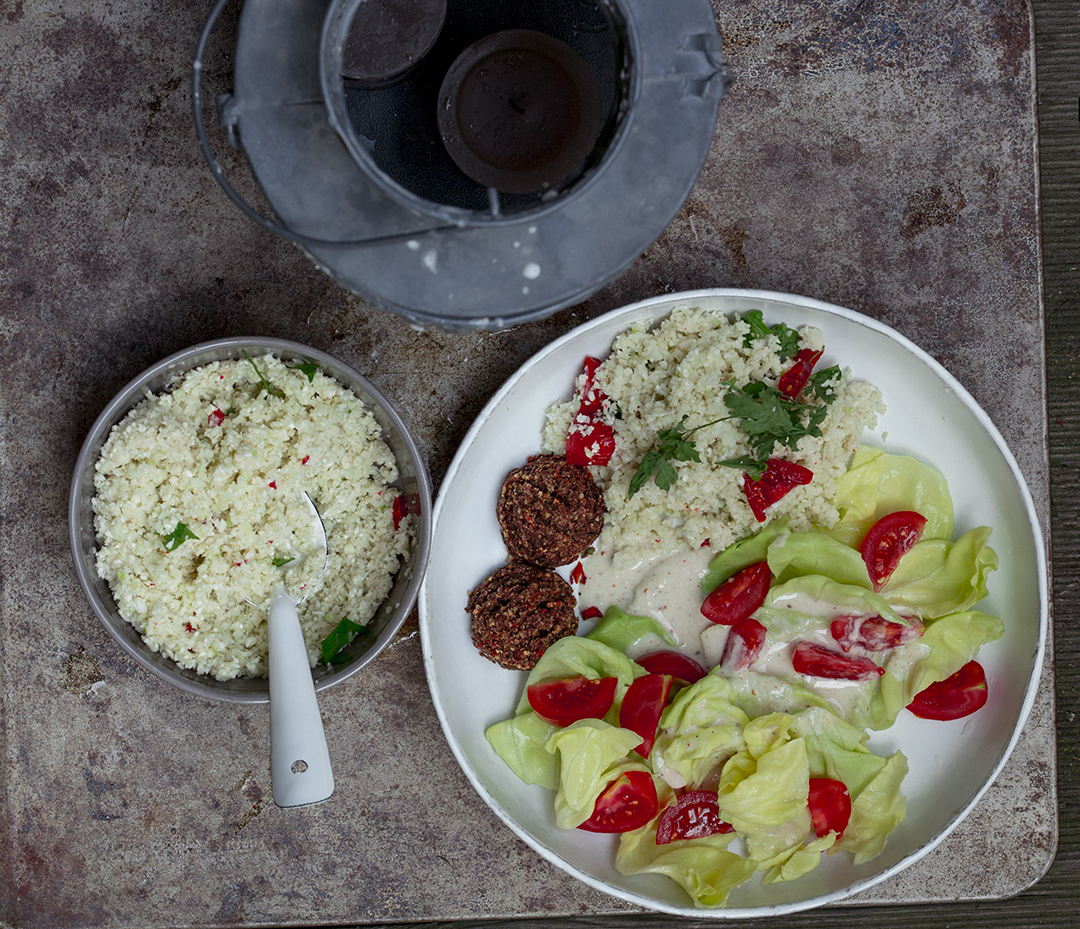 falafel salad taboule and tahini dressing